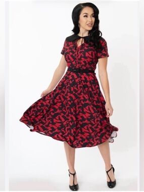 RARE! HITCHCOCK THE BIRDS X UNIQUE VINTAGE RED & BLACK ESTELLE SWING DRESS